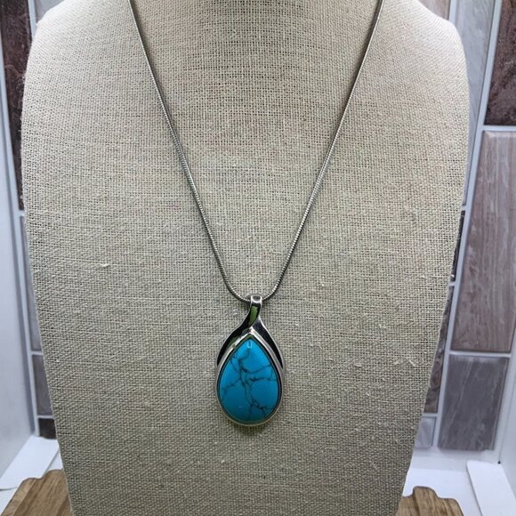 Lia Sophia “Mohave” Genuine Turquoise Teardrop Pendant Silver Tone Necklace - Picture 3 of 5